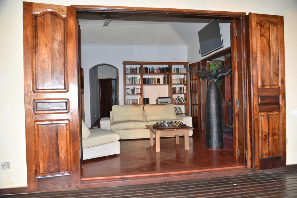 côté jour depuis la terrasse - galerie